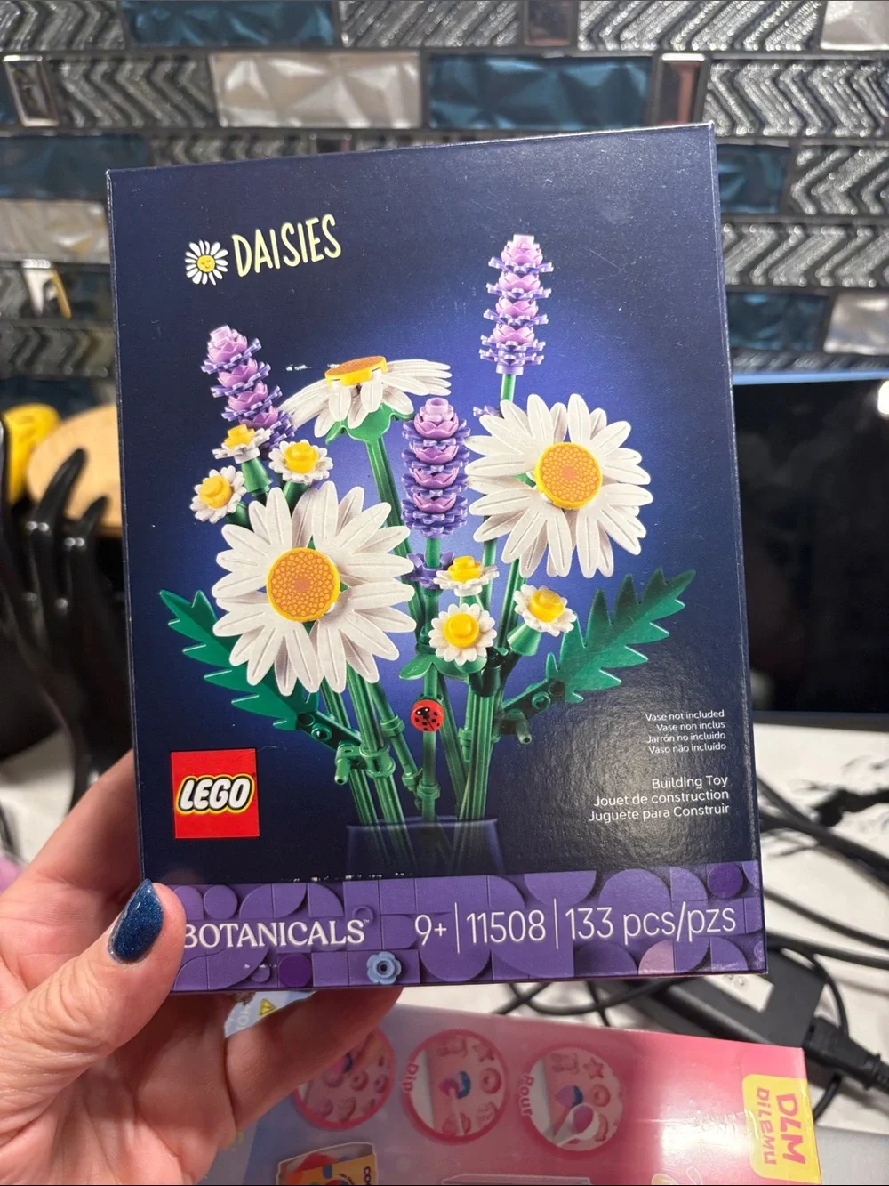 Lego White, Yellow, Green, Purple Daisies Botanical Set